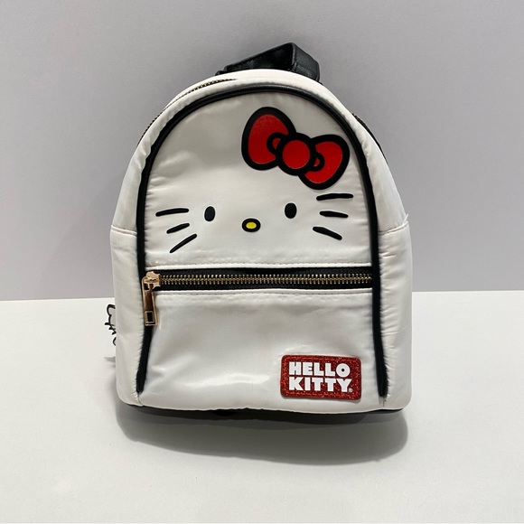 Hello Kitty Other - 💐 Hello Kitty White Backpack with Red Bow with kitty key chain. Brand NEW